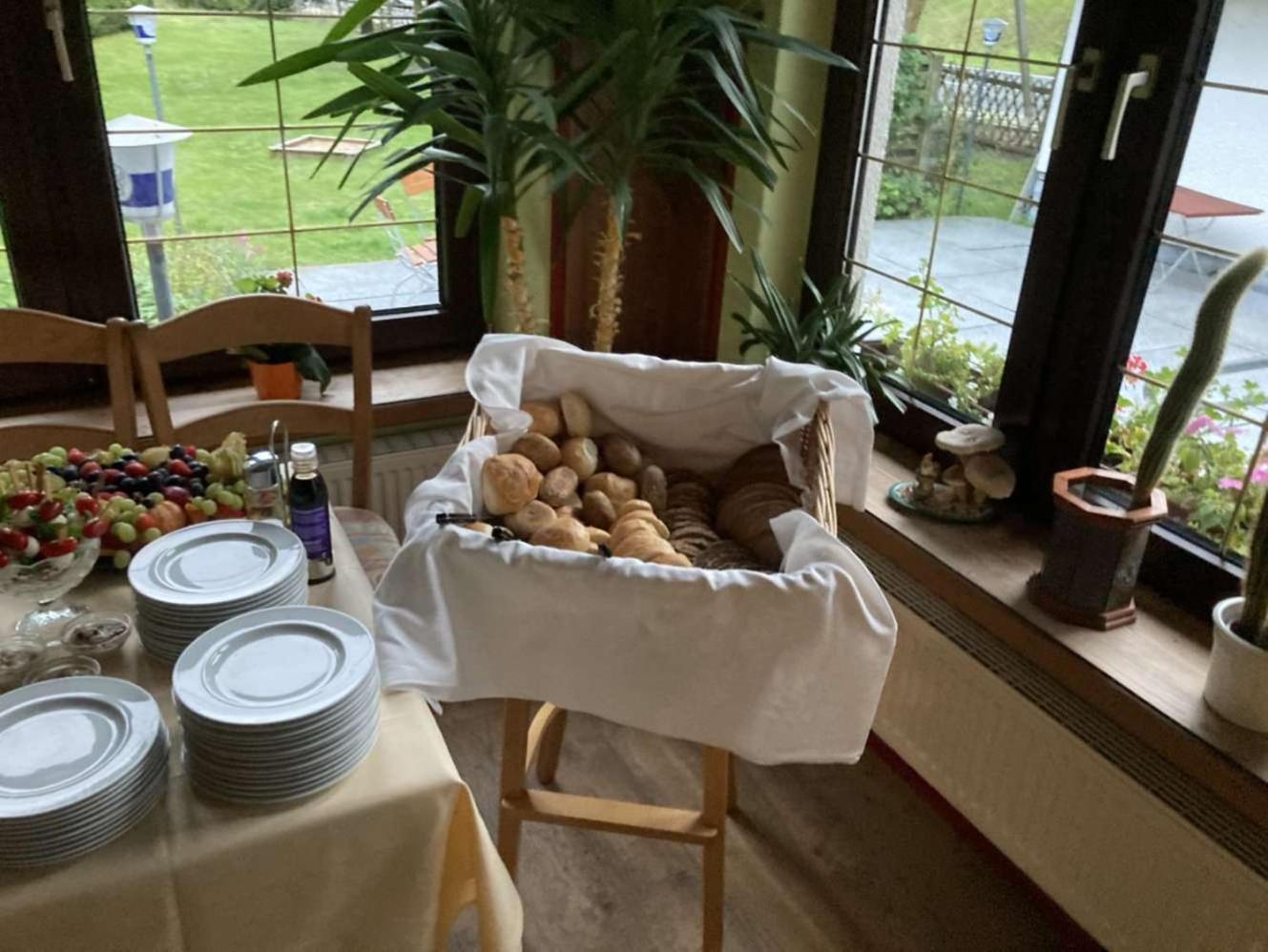 Gasthof Und Pension Hammerschaenke Wildenthal Luaran gambar